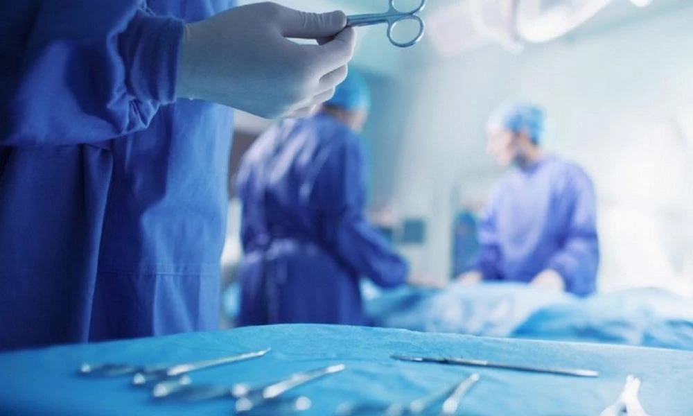 Απογευματινά χειρουργεία: Οι πρώτες είκοσι μέρες και οι παρατυπίες